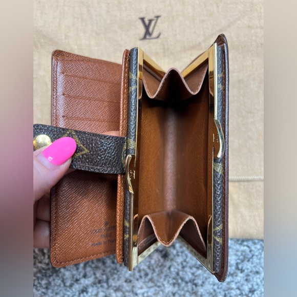 Authentic Louis Vuitton Wallet - Picture 5 of 6